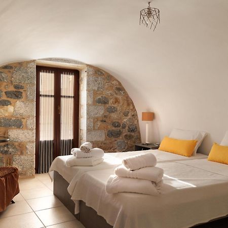 Sun Villa Néon Oítilon 外观 照片